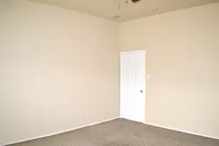 1013 Clear Creek Dr, Mesquite, TX 75181 - Photo 10