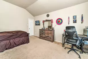 2312 Tawny Owl Rd, Grand Prairie, TX 75052 - Photo 32