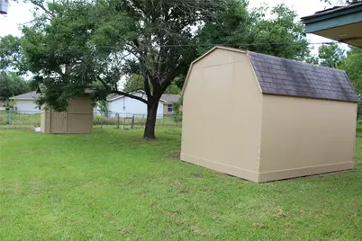 311 E Willow Lane, Princeton, TX 75407 - Photo 10