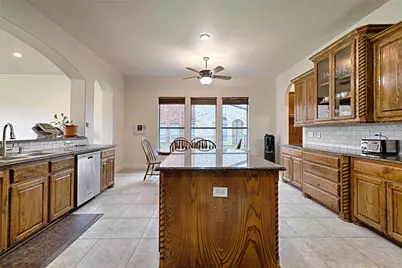 415 Breezeway Court, Cedar Hill, TX 75104 - Photo 10