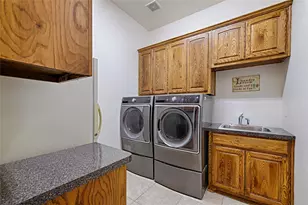 415 Breezeway Ct, Cedar Hill, TX 75104 - Photo 12