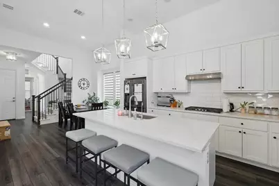 222 Woodson Street, Irving, TX 75063 - Photo 8