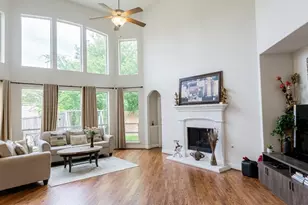 1857 McClary St, Garland, TX 75040 - Photo 4
