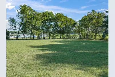 301 Ovilla Road, Waxahachie, TX 75167 - Photo 8