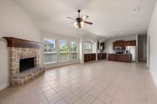 6633 Meadow Glen Dr, Midlothian, TX 76065 - Photo 4