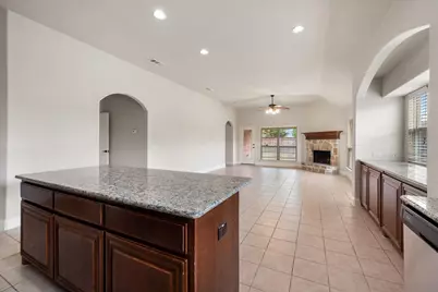 6633 Meadow Glen Drive, Midlothian, TX 76065 - Photo 6