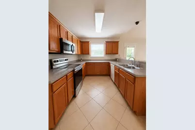 307 Dimes Street, Arlington, TX 76002 - Photo 6
