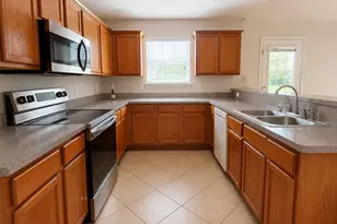 307 Dimes St, Arlington, TX 76002 - Photo 6