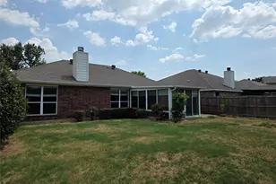 307 Dimes St, Arlington, TX 76002 - Photo 16