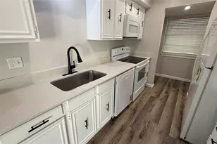 1723 E Grauwyler Rd, Irving, TX 75061 - Photo 4