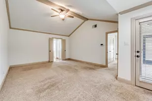 3038 Carmel St, Dallas, TX 75204 - Photo 6