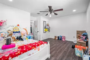 1112 W Pleasant Run Rd, DeSoto, TX 75115 - Photo 28