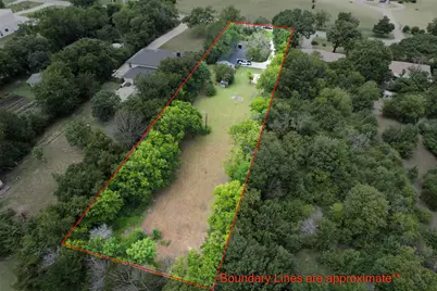 1112 W Pleasant Run Road #D, DeSoto, TX 75115 - Photo 4
