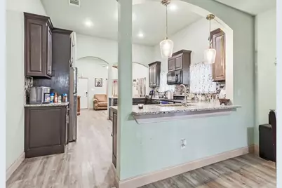 206 N Wood Street, Cleburne, TX 76033 - Photo 8