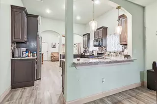 206 N Wood St, Cleburne, TX 76033 - Photo 8