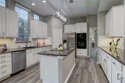 6009 Charleston Drive, Frisco, TX 75035 - Photo 10