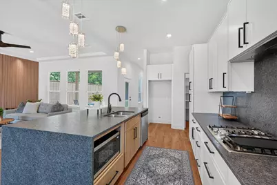 3210 Carpenter Avenue, Dallas, TX 75215 - Photo 20
