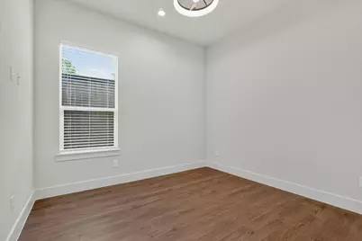 3210 Carpenter Avenue, Dallas, TX 75215 - Photo 30