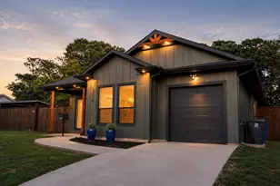 3210 Carpenter Ave, Dallas, TX 75215 - Photo 1