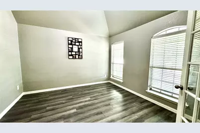 6440 Parkstone Way, Dallas, TX 75249 - Photo 18