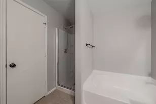 3015 Goldenrod Dr, Lancaster, TX 75134 - Photo 24