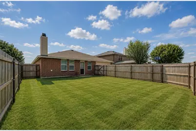3015 Goldenrod Drive, Lancaster, TX 75134 - Photo 32