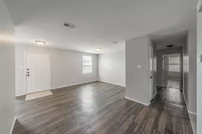 3015 Goldenrod Drive, Lancaster, TX 75134 - Photo 4