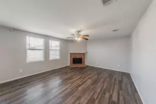 3015 Goldenrod Dr, Lancaster, TX 75134 - Photo 12