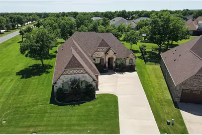 6100 Browning Court, Granbury, TX 76049 - Photo 4