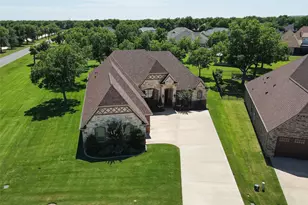 6100 Browning Ct, Granbury, TX 76049 - Photo 4