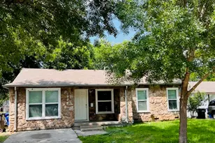 1924 Connally St, Waco, TX 76711 - Photo 2