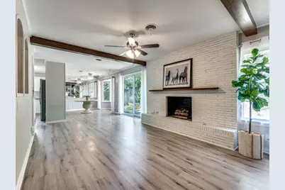 712 Joanna Drive, Hurst, TX 76053 - Photo 4