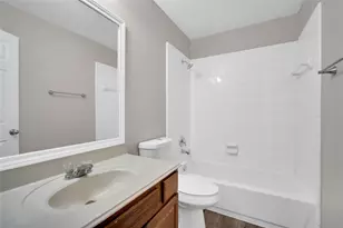 2135 Fair Weather Dr, Lancaster, TX 75146 - Photo 8