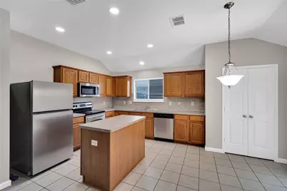 2135 Fair Weather Drive, Lancaster, TX 75146 - Photo 4