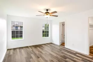 911 Hems Ln, Arlington, TX 76001 - Photo 6