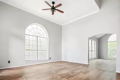 5112 Oak Gate Court, Arlington, TX 76016 - Photo 4