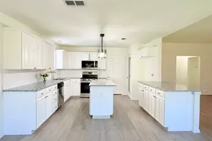 8050 Jolie Dr, Fort Worth, TX 76137 - Photo 14