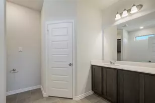 517 Mockingbird Ln, Denton, TX 76209 - Photo 10