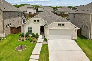 313 Corral Acres Way, Fort Worth, TX 76120 - Photo 2