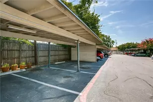 7107 Holly Hill Dr, Dallas, TX 75231 - Photo 4
