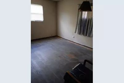 505 W 1st Street, Ferris, TX 75125 - Photo 8