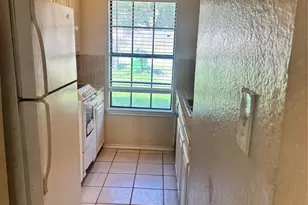 5617 Mansfield Rd, Arlington, TX 76017 - Photo 10