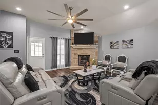 5286 Orchard Ln, Waco, TX 76705 - Photo 4