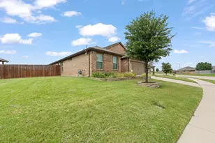 4600 Fringetree Wy, Fort Worth, TX 76036 - Photo 4