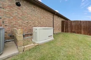 4600 Fringetree Wy, Fort Worth, TX 76036 - Photo 6