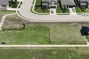 825 Alton Dr, Aubrey, TX 76227 - Photo 28