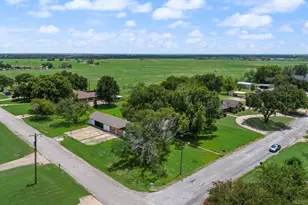 906 Mesquite Ln, Mexia, TX 76667 - Photo 34