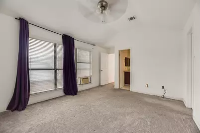1613 Kingspoint Drive, Carrollton, TX 75007 - Photo 12