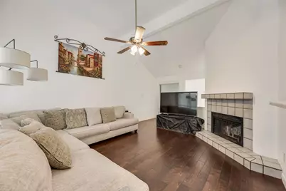 1613 Kingspoint Drive, Carrollton, TX 75007 - Photo 10