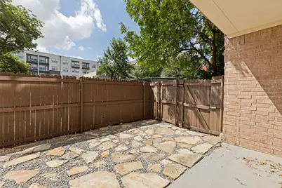 4002 Brownstone Court, Dallas, TX 75204 - Photo 20